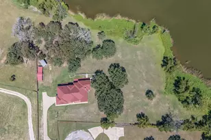 1701 W Lake Shore Dr, Alvarado, TX 76009 - Photo 11