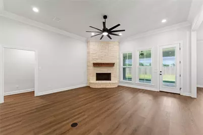 10117 Castleberry Lane, Waco, TX 76712 - Photo 7