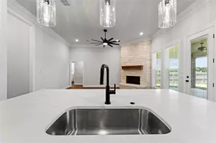 10117 Castleberry Ln, Waco, TX 76712 - Photo 17