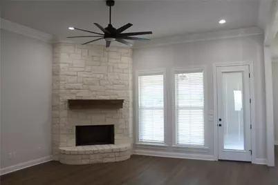 10117 Castleberry Lane, Waco, TX 76712 - Photo 3