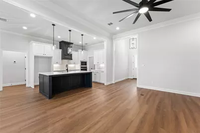 10117 Castleberry Lane, Waco, TX 76712 - Photo 11