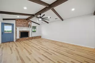 9813 Bancroft Dr, Benbrook, TX 76126 - Photo 13