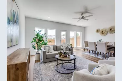 5621 Woodlands Drive, The Colony, TX 75056 - Photo 5