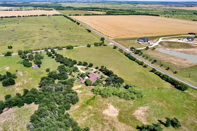 99 Calk Road, Tioga, TX 76271 - Photo 15