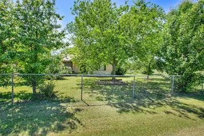 99 Calk Road, Tioga, TX 76271 - Photo 9