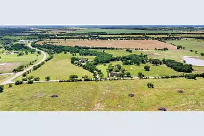 99 Calk Road, Tioga, TX 76271 - Photo 5