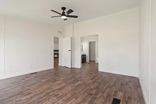 5901 Vinery Ln, Joshua, TX 76058 - Photo 13