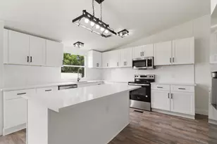 5901 Vinery Ln, Joshua, TX 76058 - Photo 9