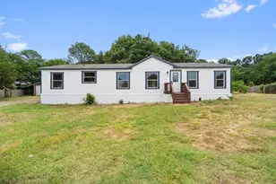 5901 Vinery Ln, Joshua, TX 76058 - Photo 1