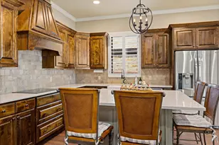 914 Waterpoint Ct E, Granbury, TX 76048 - Photo 13