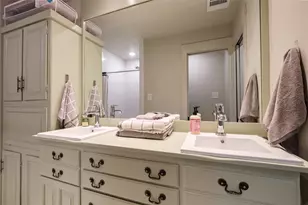 2040 S 9th St, Waco, TX 76706 - Photo 15