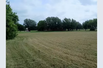 3100 Briarcliff Circle, Gainesville, TX 76240 - Photo 3