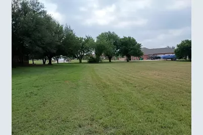 3100 Briarcliff Circle, Gainesville, TX 76240 - Photo 13