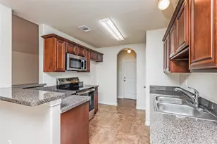 7660 Hollow Forest Dr, Fort Worth, TX 76123 - Photo 11