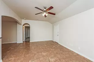 7660 Hollow Forest Dr, Fort Worth, TX 76123 - Photo 7