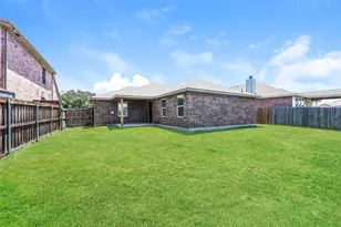 7660 Hollow Forest Dr, Fort Worth, TX 76123 - Photo 21