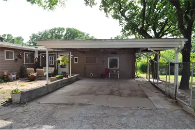 1405 Rolling Hills Drive, Graham, TX 76450 - Photo 7