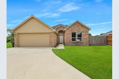3101 Eastcrest Court, Fort Worth, TX 76105 - Photo 1