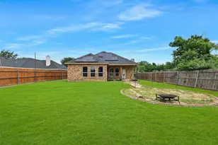 3101 EastCrest Ct, Fort Worth, TX 76105 - Photo 37