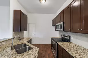 3101 EastCrest Ct, Fort Worth, TX 76105 - Photo 5