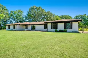 99 1363, Clarksville, TX 75426 - Photo 3