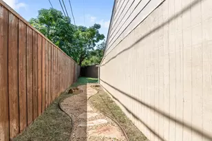 1215 N Oak Cliff Blvd, Dallas, TX 75208 - Photo 37