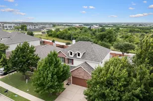 12616 Viewpoint Ln, Fort Worth, TX 76028 - Photo 5