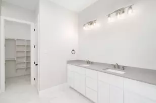 301 Kelcey Ct, Trenton, TX 75490 - Photo 9