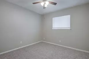 1901 Castille Dr, Carrollton, TX 75007 - Photo 27