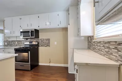 516 S Church Street, Pilot Point, TX 76258 - Photo 9