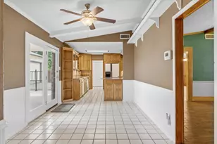 302 Erwin St, Edgewood, TX 75117 - Photo 17