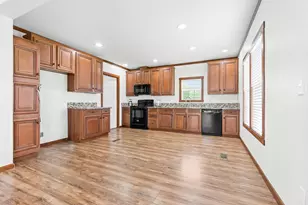 135 Hcr 3266, Mount Calm, TX 76673 - Photo 19