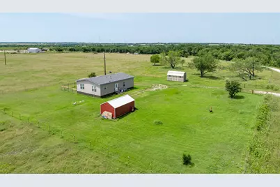 135 Hcr 3266, Mount Calm, TX 76673 - Photo 9