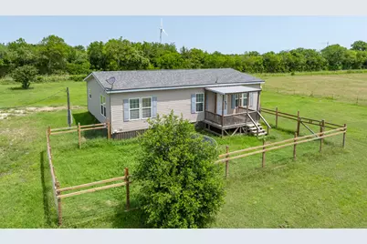 135 Hcr 3266, Mount Calm, TX 76673 - Photo 1