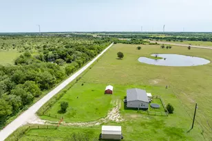 135 Hcr 3266, Mount Calm, TX 76673 - Photo 11