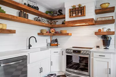 415 N Avenue I, Clifton, TX 76634 - Photo 17