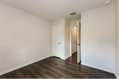 825 Garrison Street, Waco, TX 76704 - Photo 11