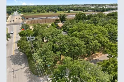 521 Brookview Drive, Hurst, TX 76054 - Photo 25