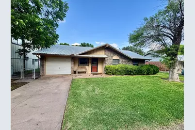 225 N West Street, Buffalo Gap, TX 79536 - Photo 1