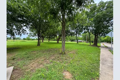 2904 W Washington Street, Sherman, TX 75092 - Photo 7