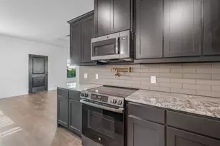 3821 Pine Rd, Poolville, TX 76487 - Photo 17