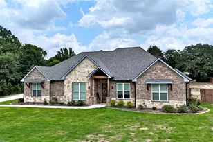 4999 Lago Vista Dr, Athens, TX 75752 - Photo 1