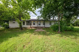 951 E Highland Rd, Oak Leaf, TX 75154 - Photo 3