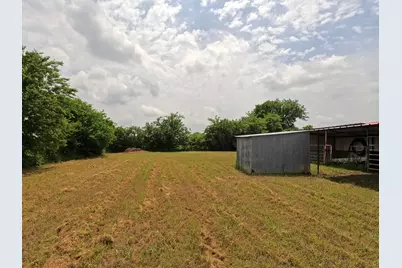 677 Fm 3356, Van Alstyne, TX 75495 - Photo 23