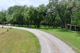 677 Fm 3356, Van Alstyne, TX 75495 - Photo 21