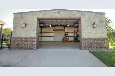 1387 Shadow Lakes Drive, Wills Point, TX 75169 - Photo 21