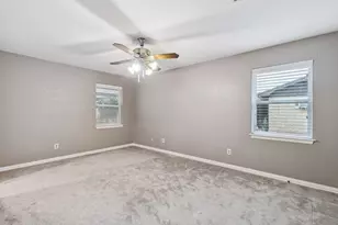 2140 Barbell Ln, Fort Worth, TX 76111 - Photo 19