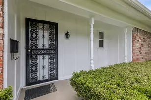 2140 Barbell Ln, Fort Worth, TX 76111 - Photo 3