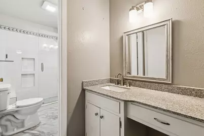 2140 Barbell Lane, Fort Worth, TX 76111 - Photo 23