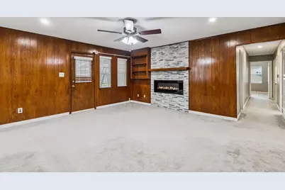 2140 Barbell Lane, Fort Worth, TX 76111 - Photo 11